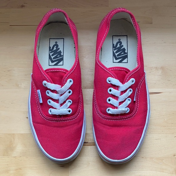 Classic red Vans sneakers ❤️ Women’s 6.5 / Men’s 5 - Picture 2 of 12